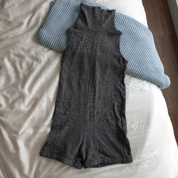 Turtleneck onsie - Picture 1 of 3